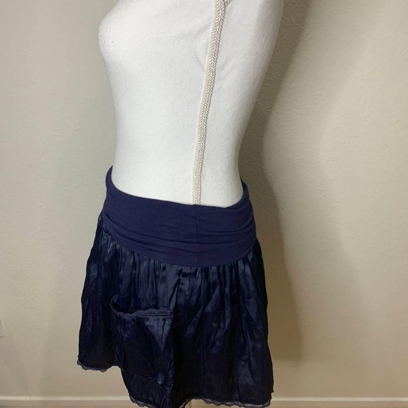 🦄  Charlotte Russe / Small / Navy Silk Skirt - Picture 6 of 8